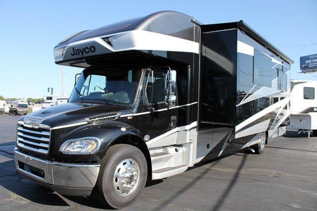 2025 Jayco 2025 Jayco Seneca - thumbnail 4