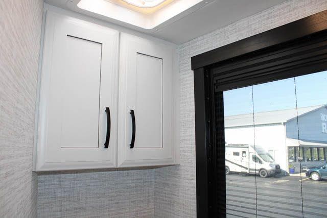 2025 Jayco 2025 Jayco Seneca - thumbnail 37