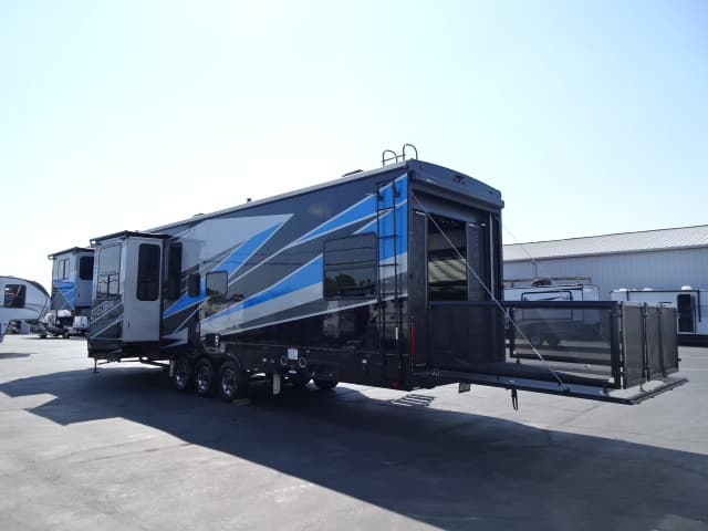 2022 Heartland 2022 Heartland Cyclone - thumbnail 11