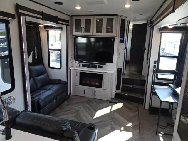 2022 Heartland 2022 Heartland Cyclone - thumbnail 16