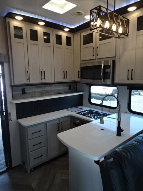 2022 Heartland 2022 Heartland Cyclone - thumbnail 33