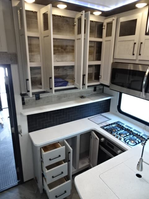 2022 Heartland 2022 Heartland Cyclone - thumbnail 35