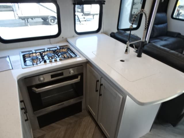 2022 Heartland 2022 Heartland Cyclone - thumbnail 38