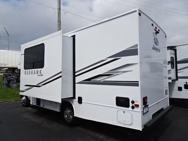 2026 Jayco 2026 Jayco Redhawk Se - thumbnail 6