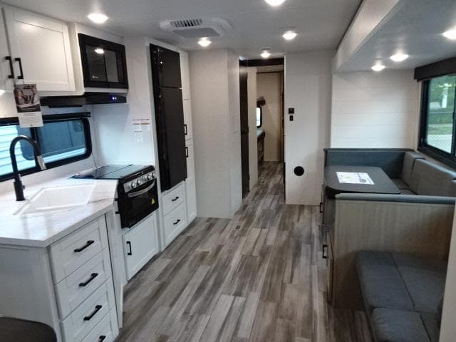 2026 Jayco 2026 Jayco Jay Flight SLX - thumbnail 15