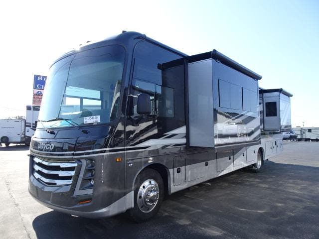 2026 Jayco 2026 Jayco Precept - thumbnail 13