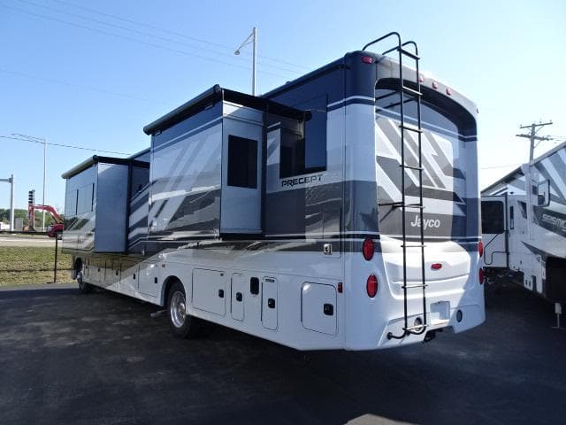 2026 Jayco 2026 Jayco Precept - thumbnail 7
