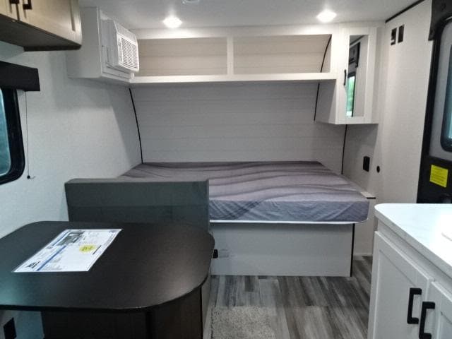 2026 Jayco 2026 Jayco Jay Flight SLX - thumbnail 9