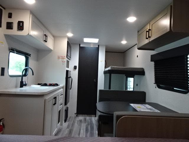 2026 Jayco 2026 Jayco Jay Flight SLX - thumbnail 14