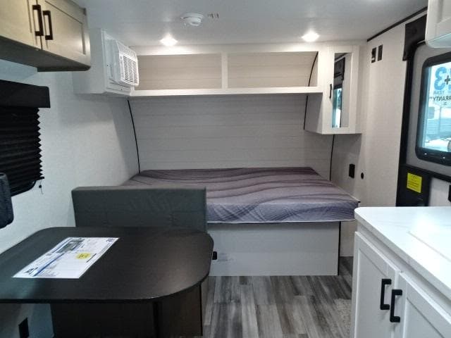 2026 Jayco 2026 Jayco Jay Flight SLX - thumbnail 9