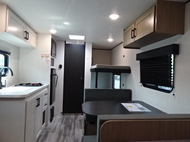 2026 Jayco 2026 Jayco Jay Flight SLX - thumbnail 15