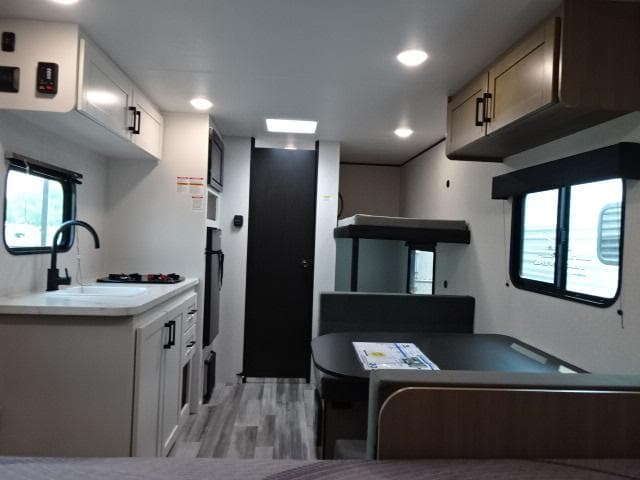 2026 Jayco 2026 Jayco Jay Flight SLX - thumbnail 14