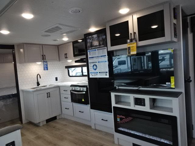 2026 Jayco 2026 Jayco Jay Feather - thumbnail 31