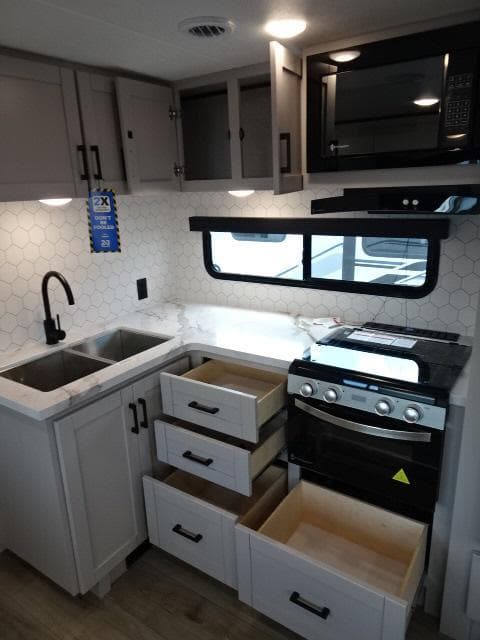 2026 Jayco 2026 Jayco Jay Feather - thumbnail 35