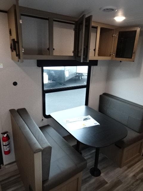 2026 Jayco 2026 Jayco Jay Flight SLX - thumbnail 27