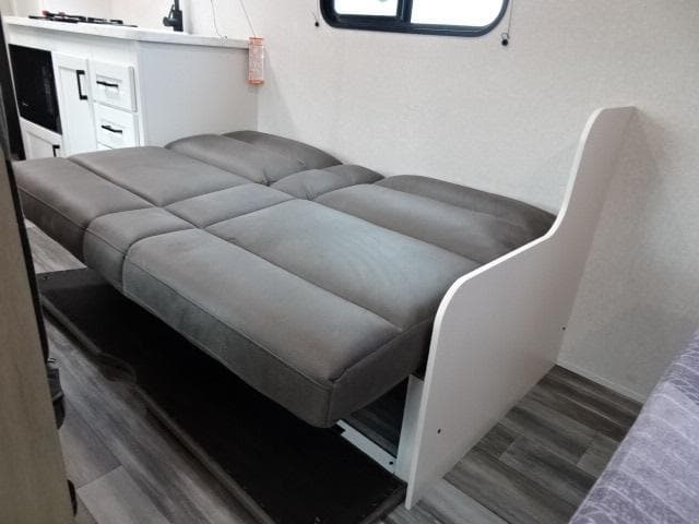 2026 Jayco 2026 Jayco Jay Flight SLX - thumbnail 17