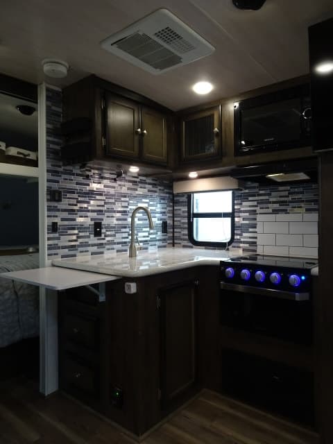 2019 Heartland 2019 Heartland Wilderness - thumbnail 16