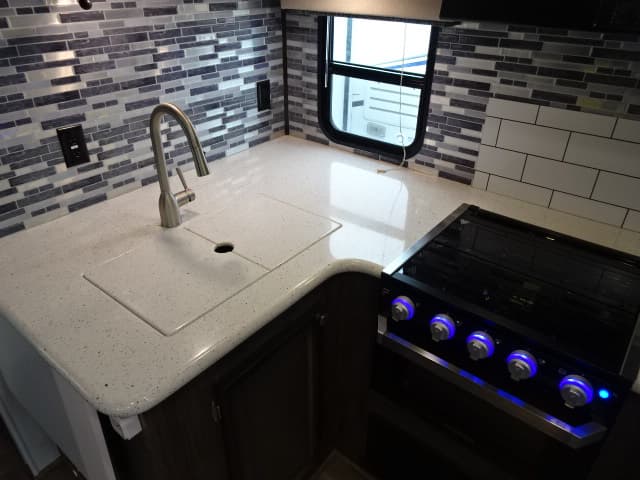 2019 Heartland 2019 Heartland Wilderness - thumbnail 21