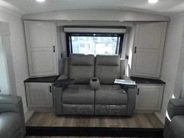 2026 Jayco 2026 Jayco North Point - thumbnail 41