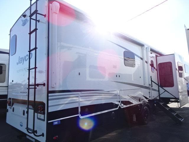 2026 Jayco 2026 Jayco North Point - thumbnail 6