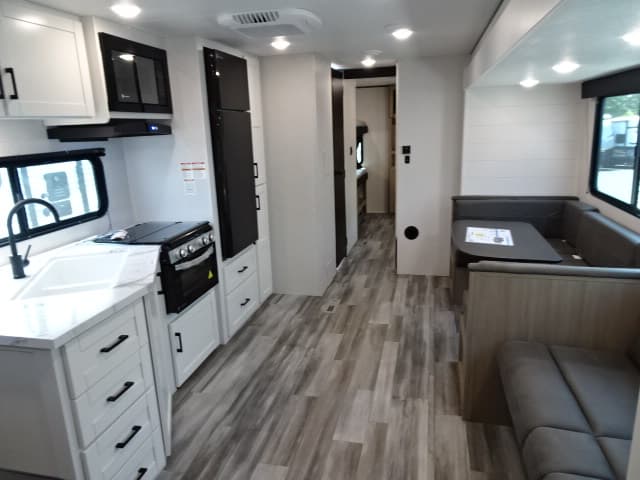 2026 Jayco 2026 Jayco Jay Flight SLX - thumbnail 15