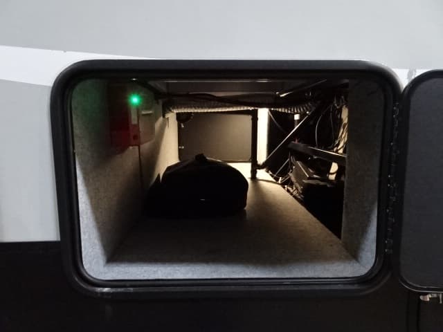 2018 Cherokee 2018 Cherokee Arctic Wolf - thumbnail 6