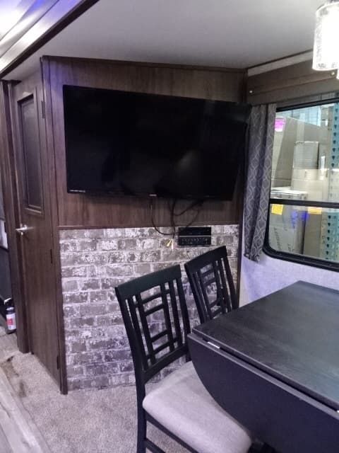 2018 Cherokee 2018 Cherokee Arctic Wolf - thumbnail 22