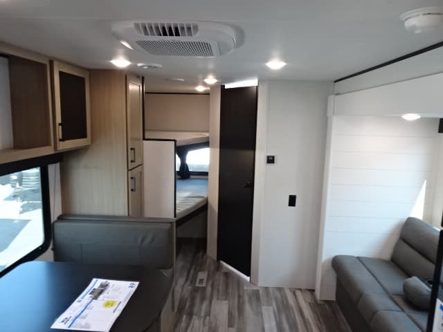 2026 Jayco 2026 Jayco Jay Flight SLX - thumbnail 23