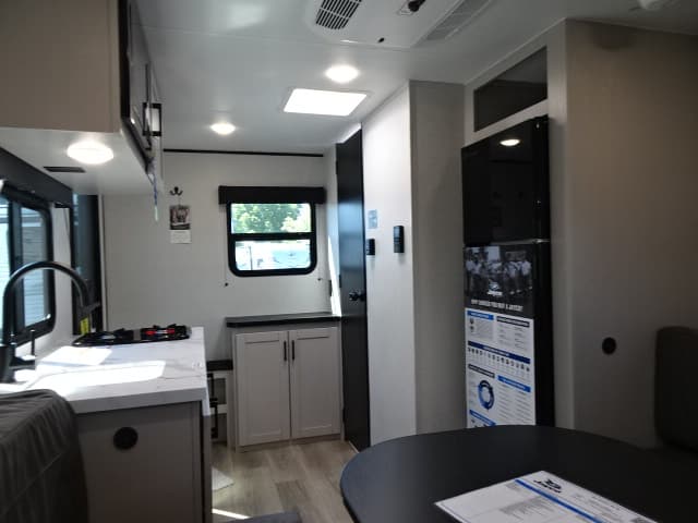 2026 Jayco 2026 Jayco Jay Feather Air Sl - thumbnail 11