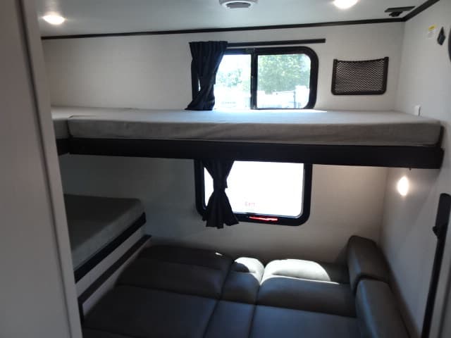 2026 Jayco 2026 Jayco Jay Feather - thumbnail 36