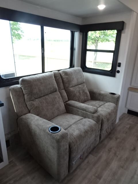 2026 Jayco 2026 Jayco Eagle - thumbnail 14