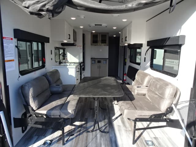 2026 Jayco 2026 Jayco Jay Flight Slx Toy Hauler - thumbnail 13