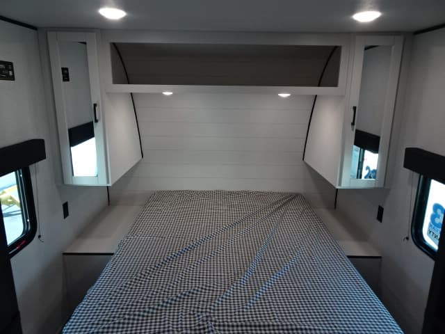 2026 Jayco 2026 Jayco Jay Flight SLX - thumbnail 32