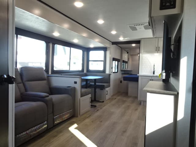 2026 Jayco 2026 Jayco Jay Feather - thumbnail 14