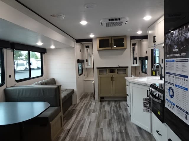 2026 Jayco 2026 Jayco Jay Flight SLX - thumbnail 28