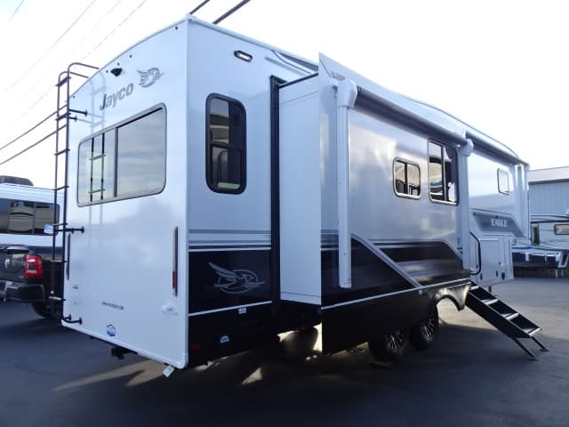 2026 Jayco 2026 Jayco Eagle - thumbnail 9