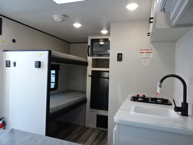 2026 Jayco 2026 Jayco Jay Flight SLX - thumbnail 8