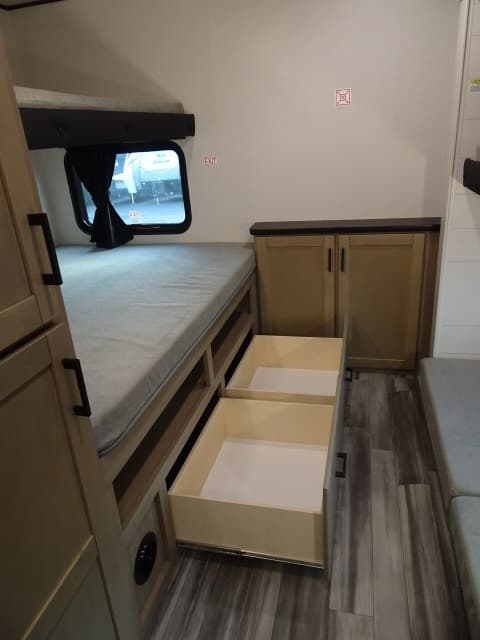 2026 Jayco 2026 Jayco Jay Flight SLX - thumbnail 33