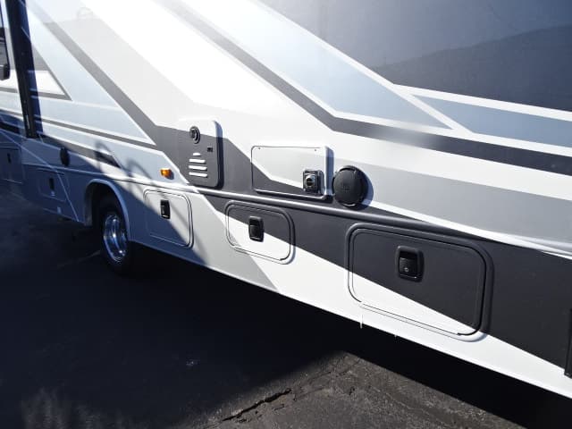 2026 Jayco 2026 Jayco Greyhawk - thumbnail 3