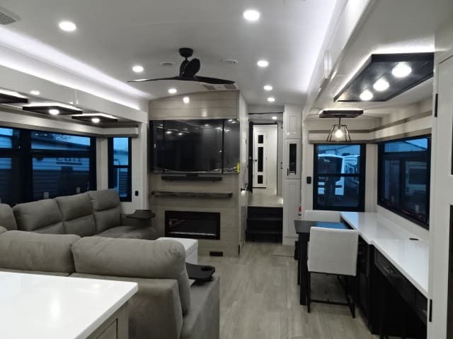 2026 Jayco 2026 Jayco Pinnacle - thumbnail 43