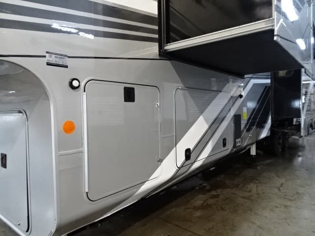 2026 Jayco 2026 Jayco Pinnacle - thumbnail 12