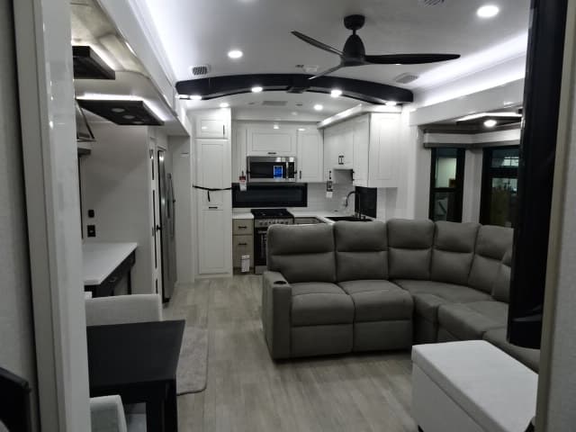 2026 Jayco 2026 Jayco Pinnacle - thumbnail 16
