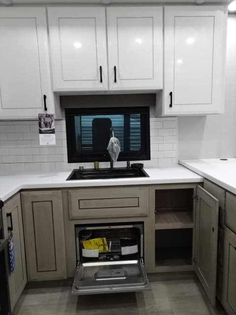 2026 Jayco 2026 Jayco Pinnacle - thumbnail 31