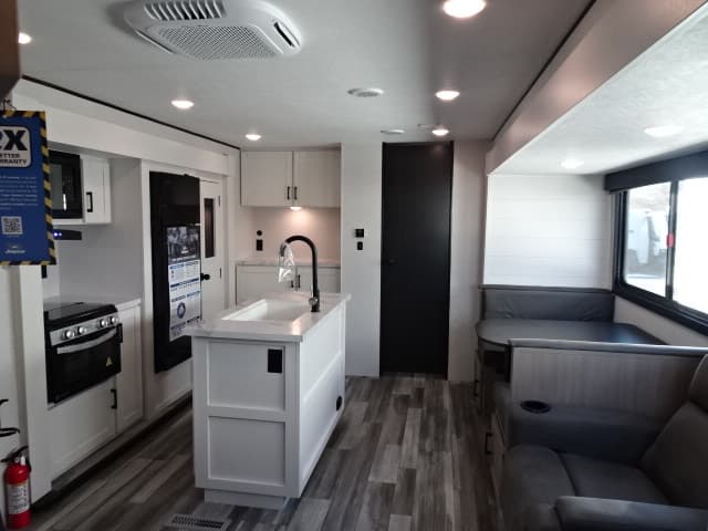 2026 Jayco 2026 Jayco Jay Flight SLX - thumbnail 11