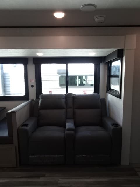 2026 Jayco 2026 Jayco Jay Flight SLX - thumbnail 25