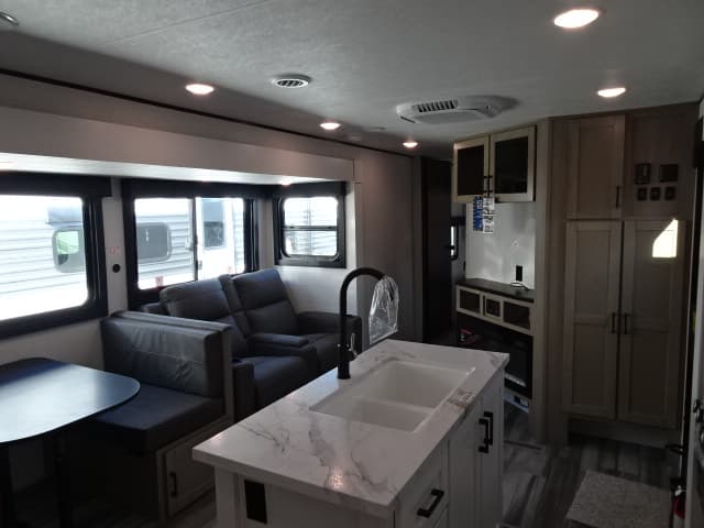 2026 Jayco 2026 Jayco Jay Flight SLX - thumbnail 38
