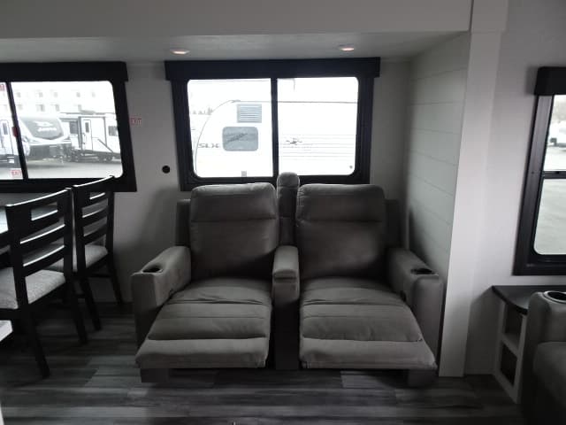 2026 Jayco 2026 Jayco Jay Flight SLX - thumbnail 33