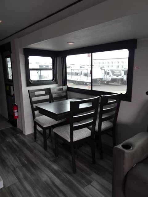 2026 Jayco 2026 Jayco Jay Flight SLX - thumbnail 35