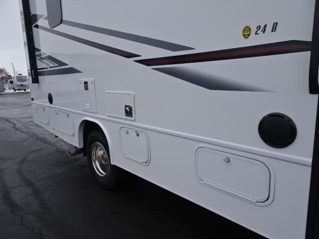 2026 Jayco 2026 Jayco Redhawk SE - thumbnail 4