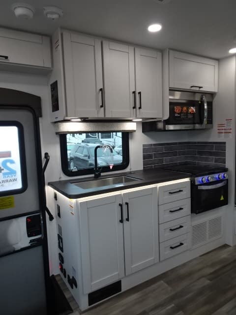 2026 Jayco 2026 Jayco Redhawk SE - thumbnail 12